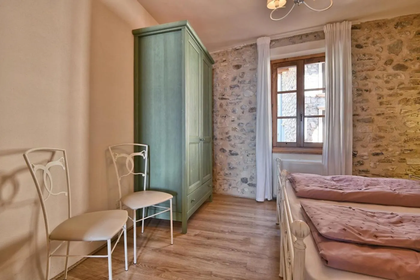 Rustico Melograno, Il Grano - Theater Home Tignale 0*,